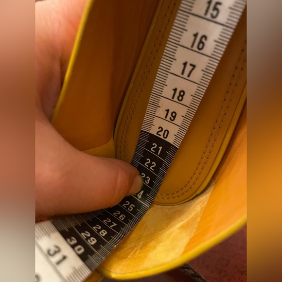 Mercedes Castillo Yellow Patent Leather Women’s Designer Loafers Flats - Picture 11 of 12